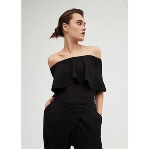 Country Road Linen Blend Off Shoulder Ruffle Blouse Size 4